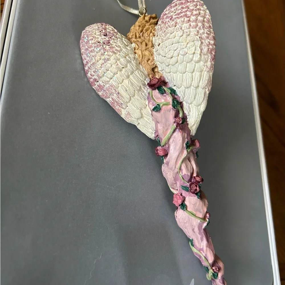 Vintage Victorian Angel w Harp Christmas Ornament.
